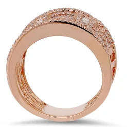 18K Rose Gold Ring With 0.69 Ct Diamonds And 0.81 Ct Baguette Diamonds