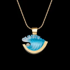 14K Small Yellow Gold Wave Pendant With Diamond